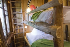 UNUSUAL ACCOMMODATION - THE RED PANDAS' PERCHED HUT